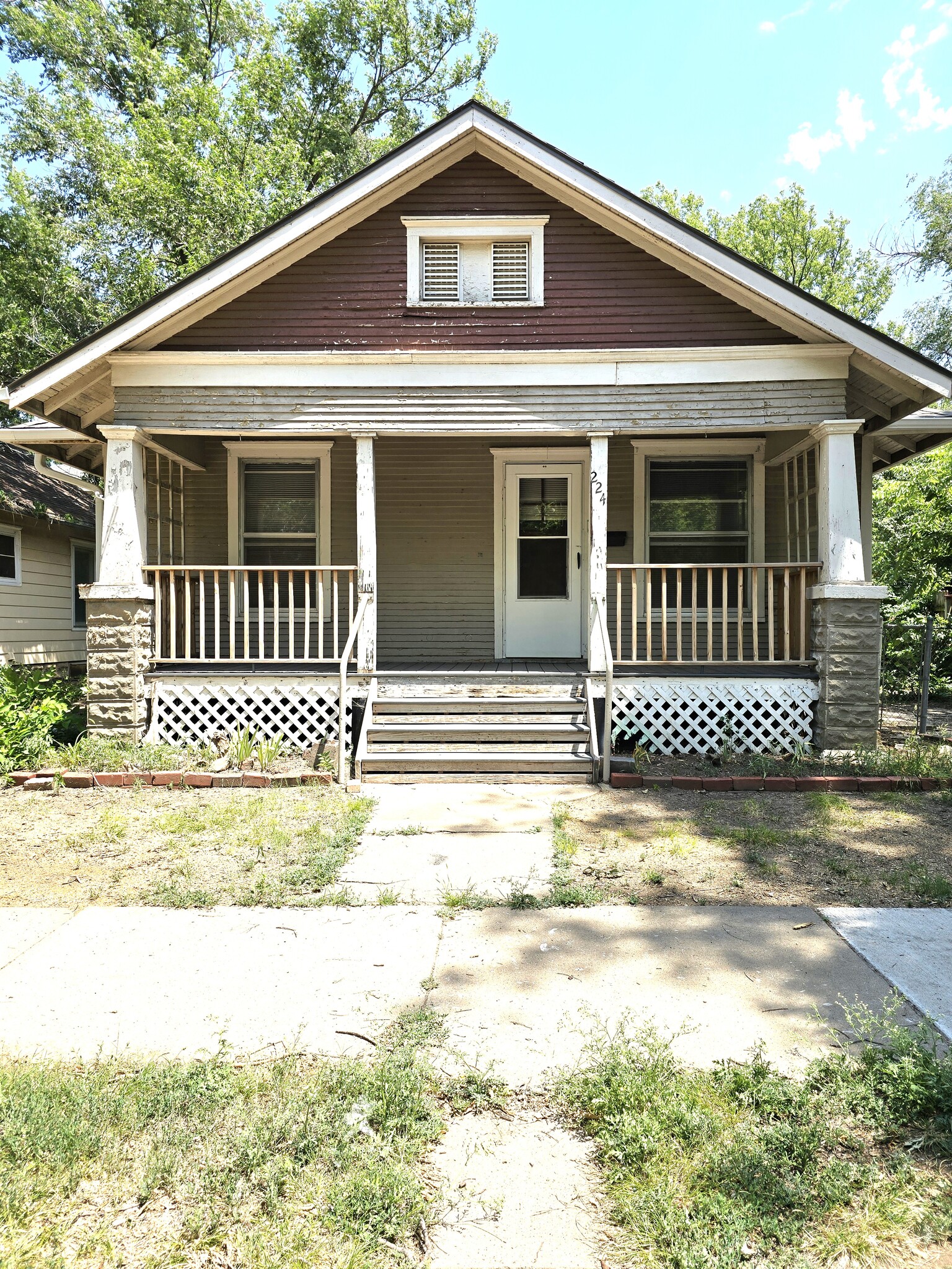 Building Photo - 224 N 13th St