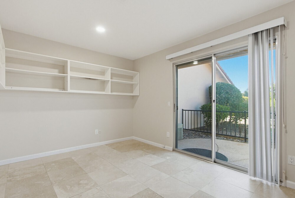 Building Photo - 17440 Plaza Cerado