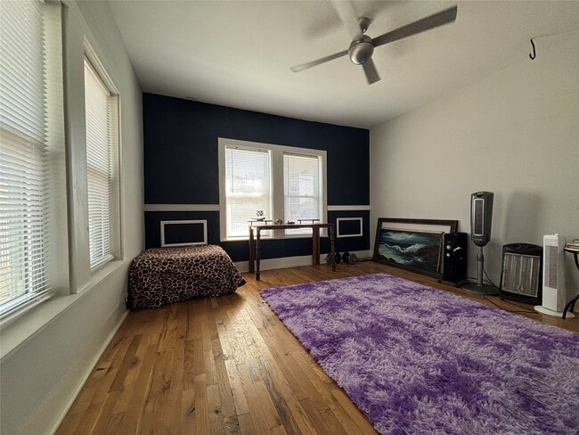 Building Photo - 4923 Leeland St