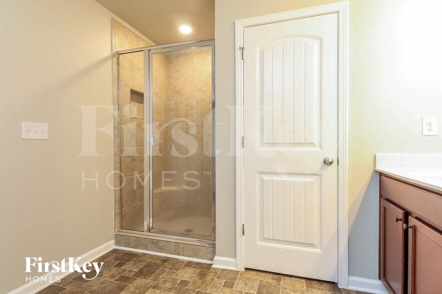 Building Photo - 3404 Baylor Cir