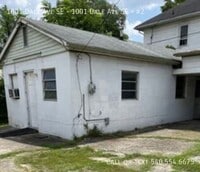 Building Photo - 1001 Dale Ave SE
