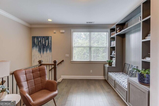 Building Photo - 1450 Edgebrook Ct NE