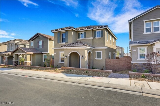 Building Photo - 2770 Alfena Pl