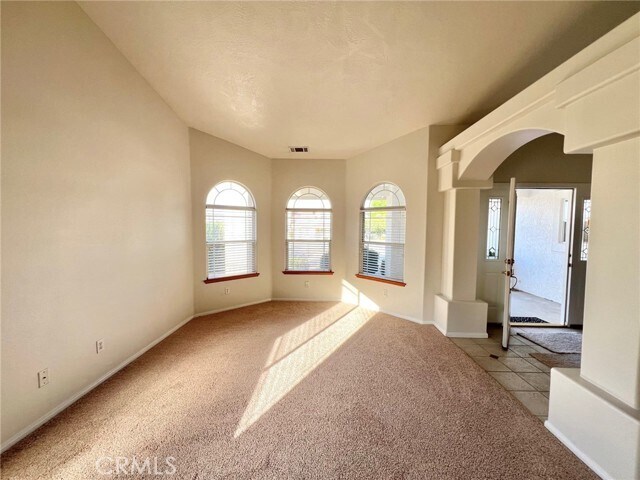 Building Photo - 13420 Chinquapin Dr