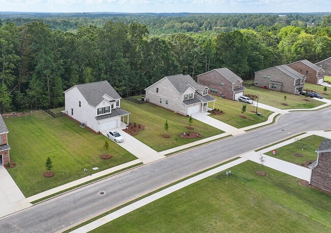 Building Photo - Quinn Residences at McCart Landing