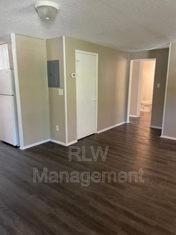 Building Photo - 206 Osceola Ave