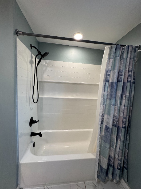 Building Photo - 53 Maple Ave