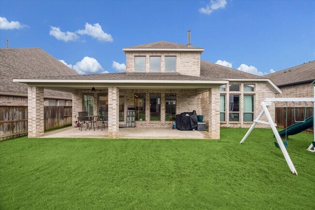 Building Photo - 9823 Magnolia Ests Ln