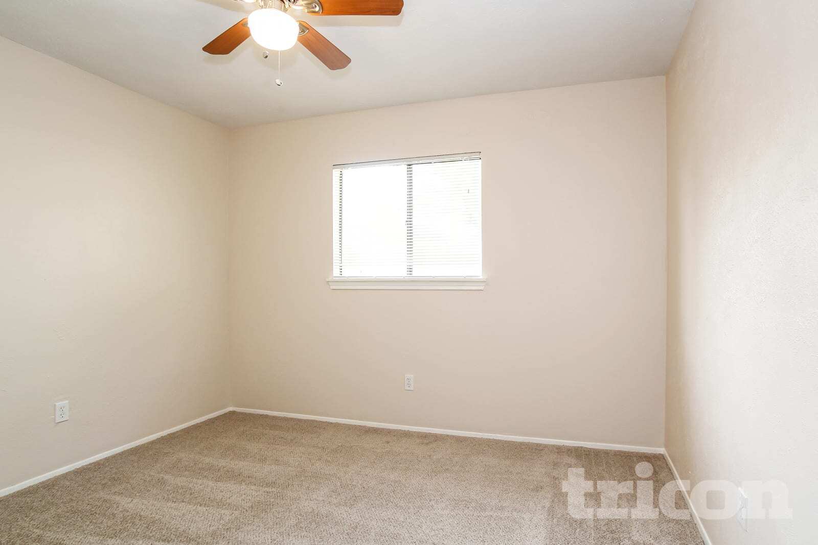 Building Photo - 5655 Hardwood Forest Dr