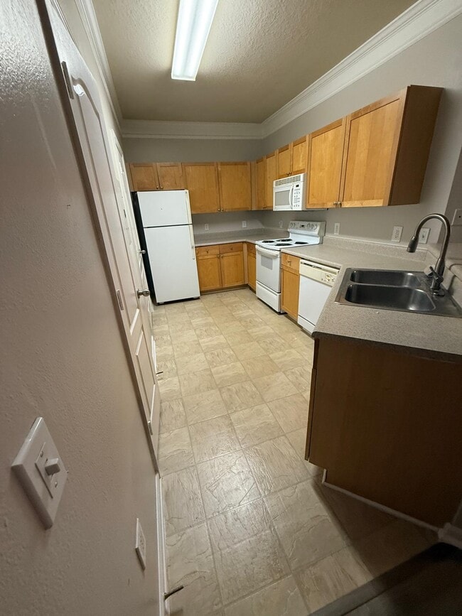 Building Photo - 19914 Villa Creek Dr