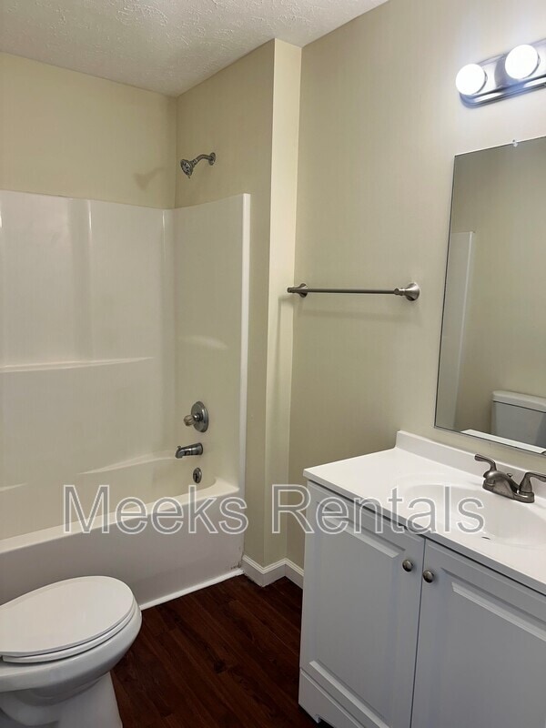 Building Photo - 60 Thor Way