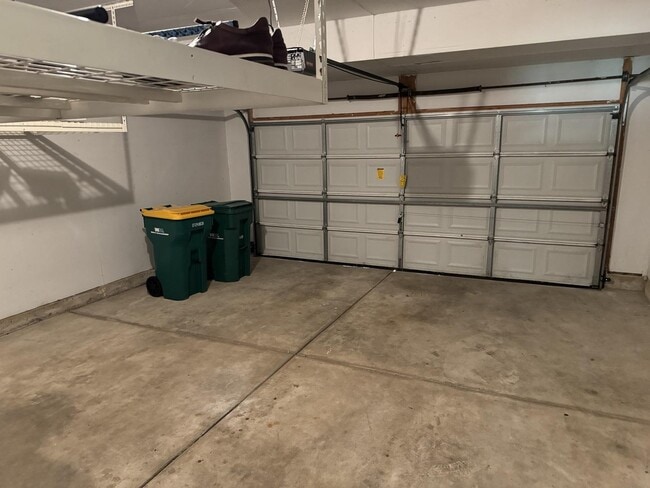 Building Photo - 16446 Newcastle Way