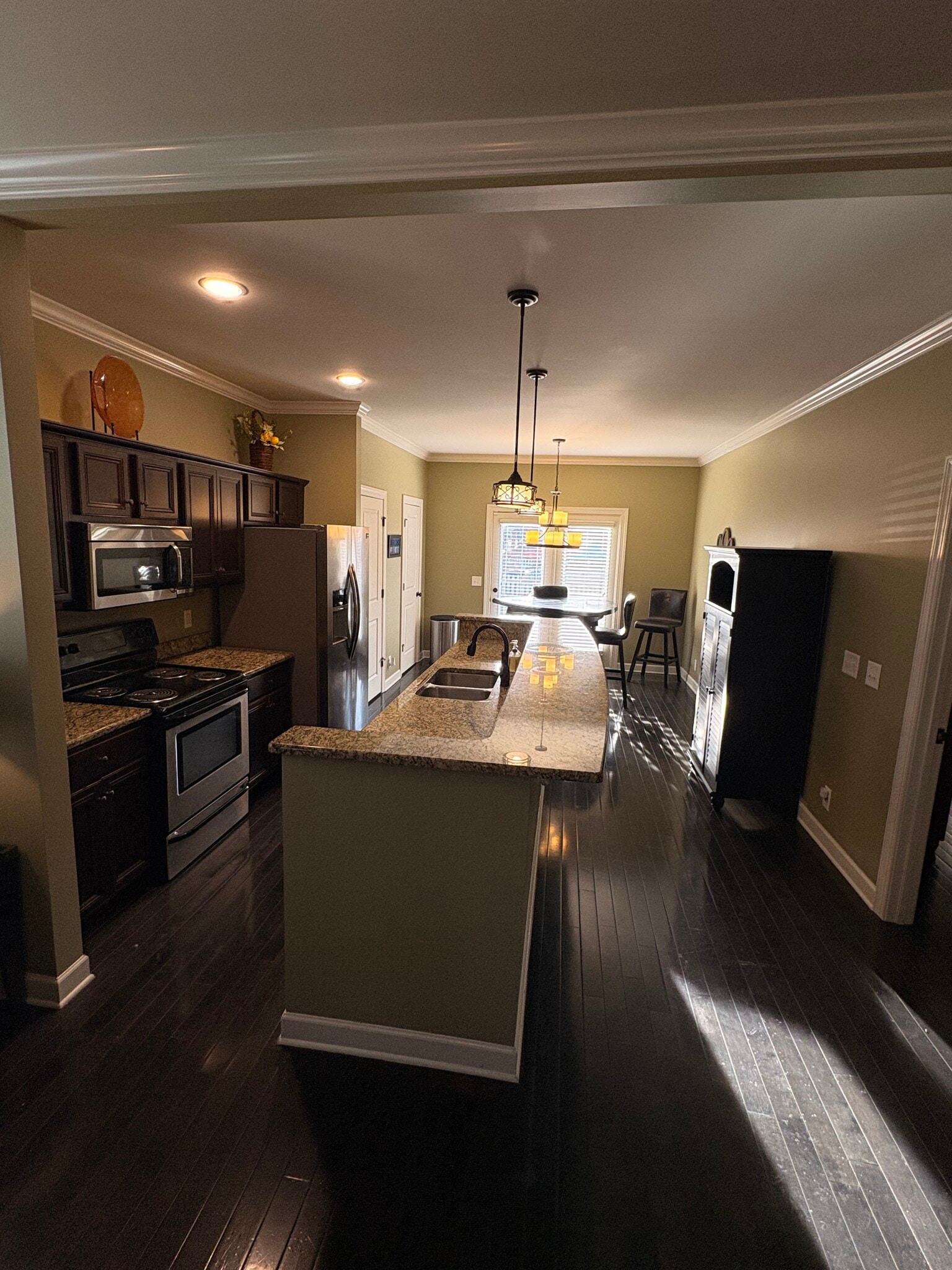 Building Photo - 361 9th Ave N