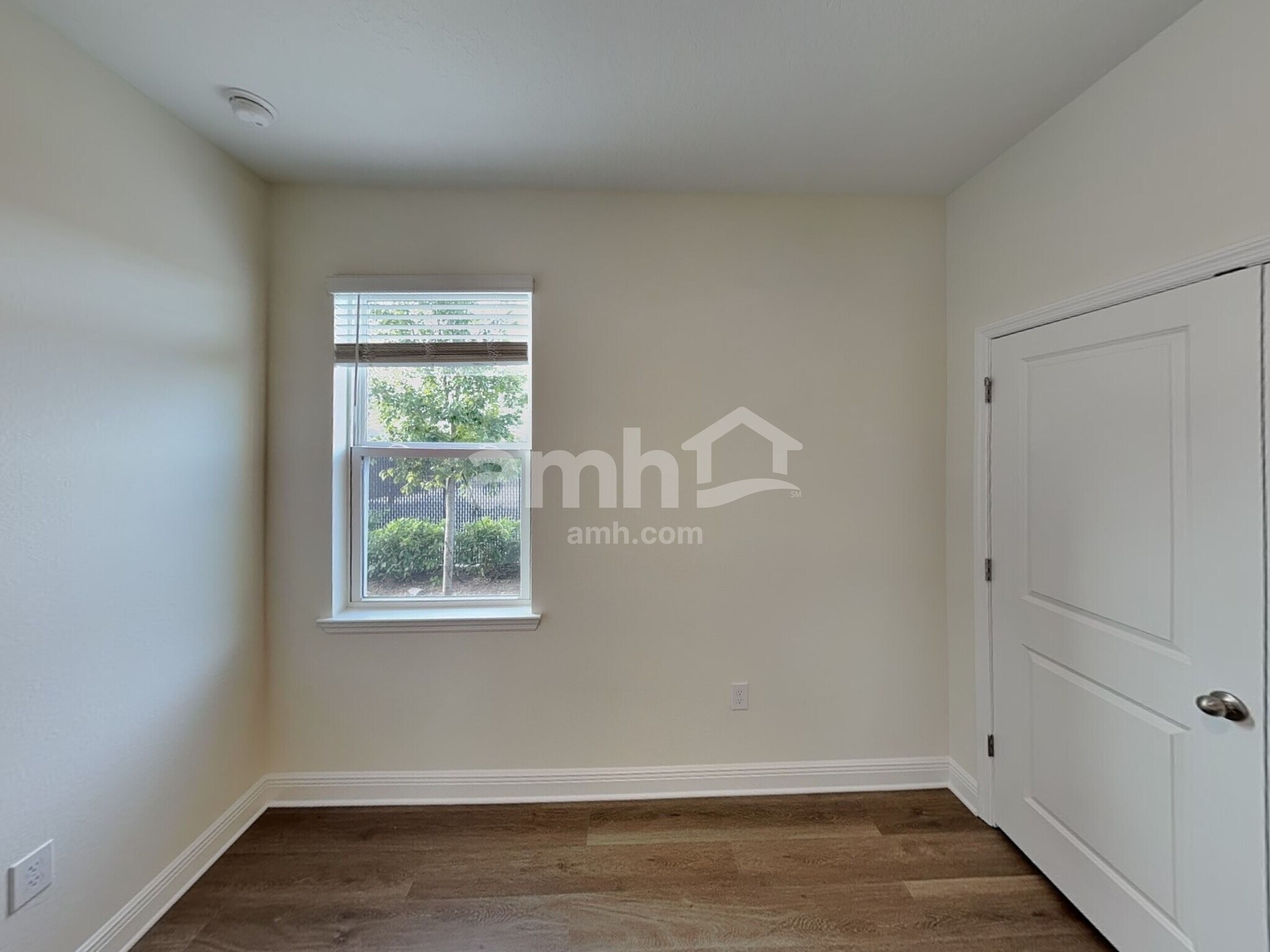 Building Photo - 1880 Crooked Crk St