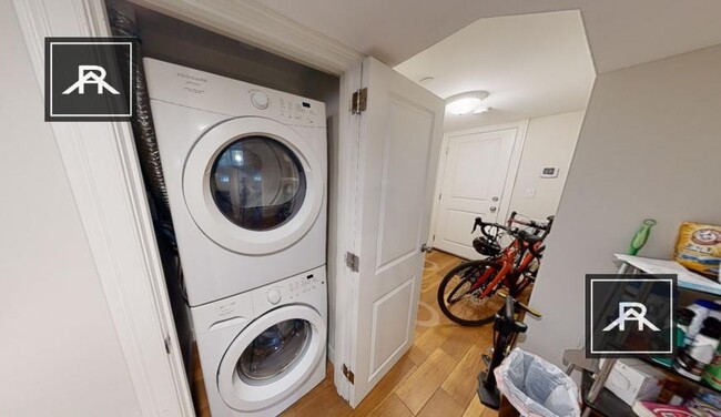 Building Photo - 3 bedroom in Cambridge MA 02141