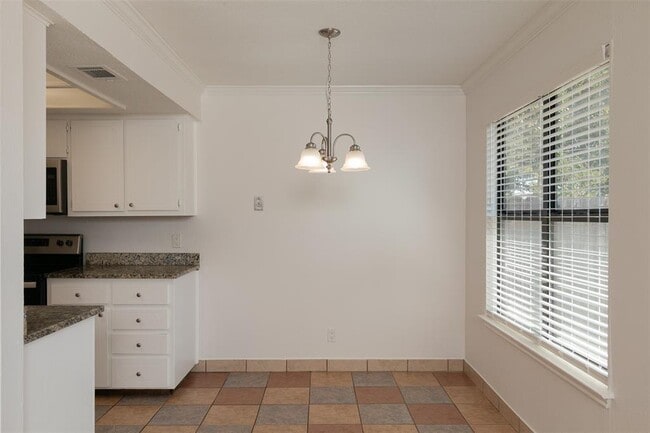 Building Photo - 8811 Springmail Cir