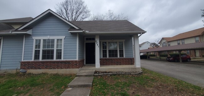 Building Photo - 2731 Crown Arbor Dr