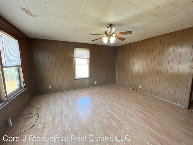 Building Photo - 3 br, 1 bath House - 1832 S 11th