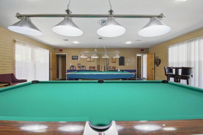 Building Photo - Highly Desirable Double Wide 55+ Home in Rancho Escondido!