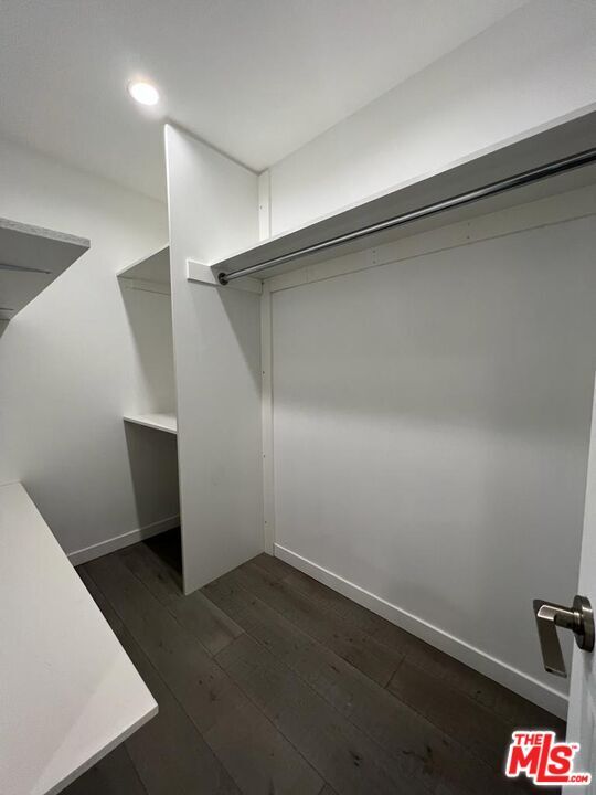 Building Photo - 11243 Lull St