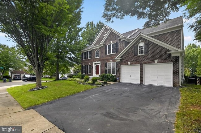 Building Photo - 6401 Abingdon Pl