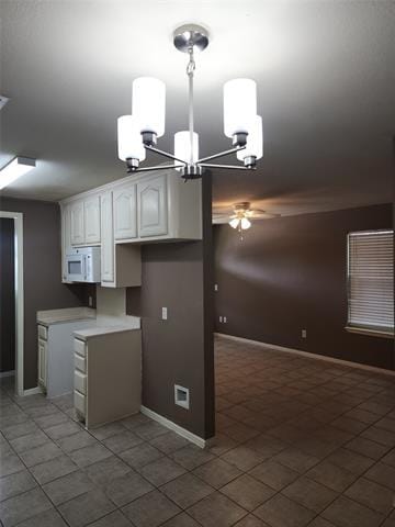Building Photo - 8114 W Elizabeth Ln
