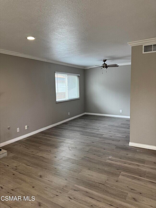 Building Photo - 1694 Regent St