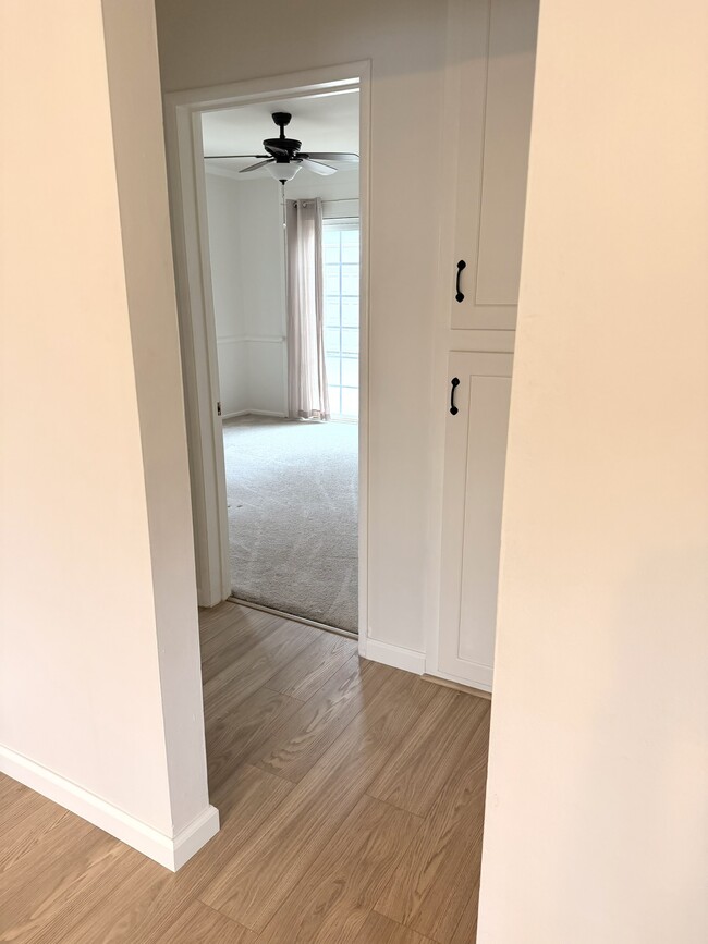 Building Photo - 327 Lima St