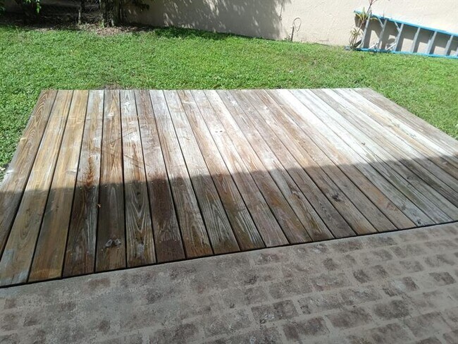 Building Photo - 5845 Eagle Cay Cir