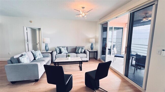 Building Photo - 4981 Bacopa Ln S