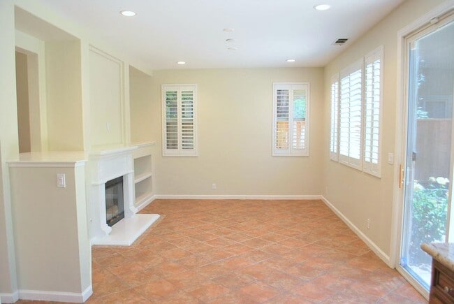 Building Photo - Wonderful Detached Home in Sought After San Ramon Neighborhood ! Trevari at Gale Ranch !