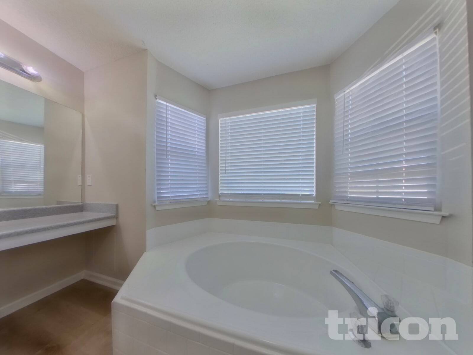 Building Photo - 3547 Lehigh Way