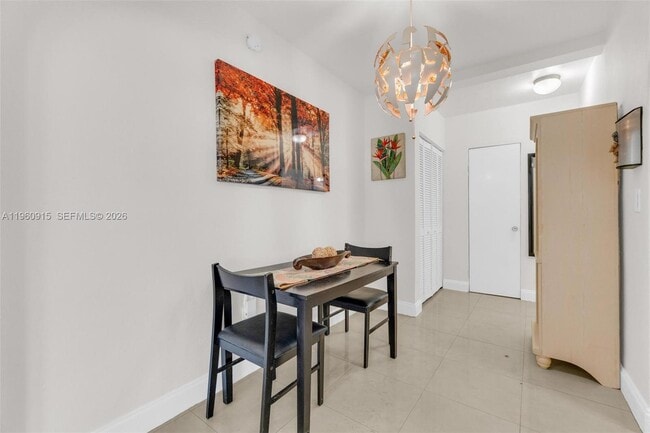 Building Photo - 503 75th St