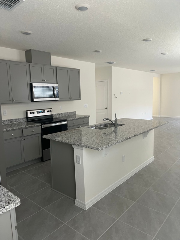 Building Photo - 2642 Angel Falls Dr