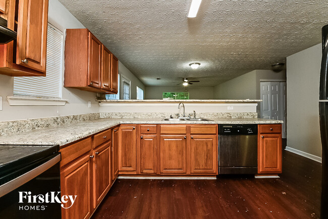 Building Photo - 2031 Faith Cove