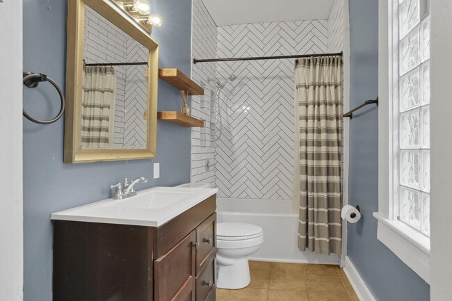 Building Photo - 101 E Moler St