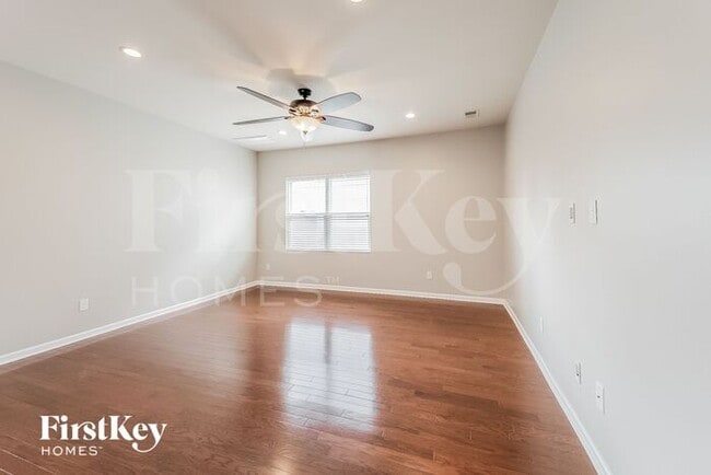 Building Photo - 4806 Pitkin Ave