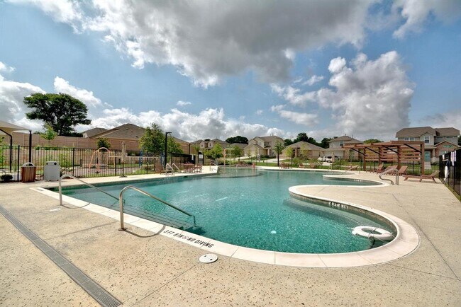 Building Photo - 7805 Peccary Dr