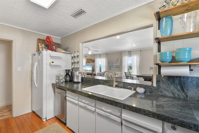 Building Photo - 4135 Fort Bend Dr