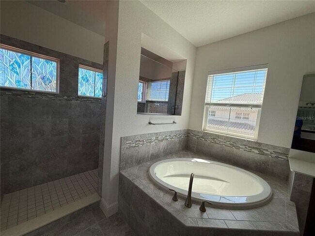 Building Photo - 3703 Dockside Dr