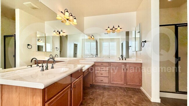 Building Photo - 7761 W Adam Ave