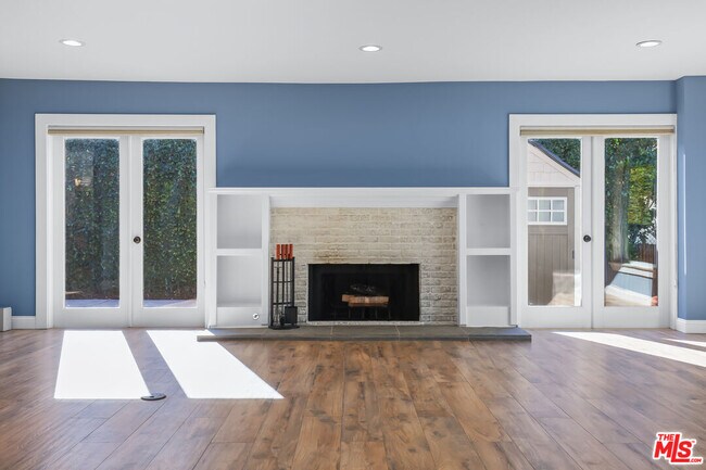 Building Photo - 4744 Haskell Ave