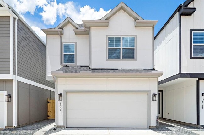 Building Photo - 8474 Berry Grn Ln