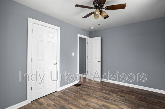 Building Photo - 4537 Crittenden Ave