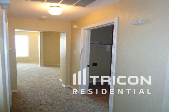 Building Photo - 8053 Whitney Ln