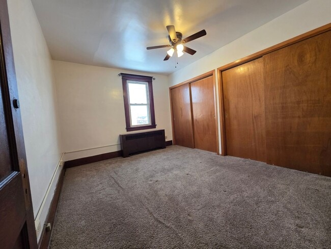 Building Photo - 1122 9th St