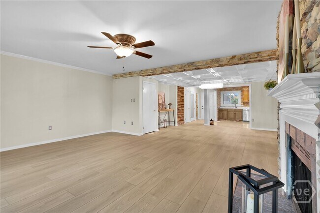 Building Photo - 12502 Apache Ave