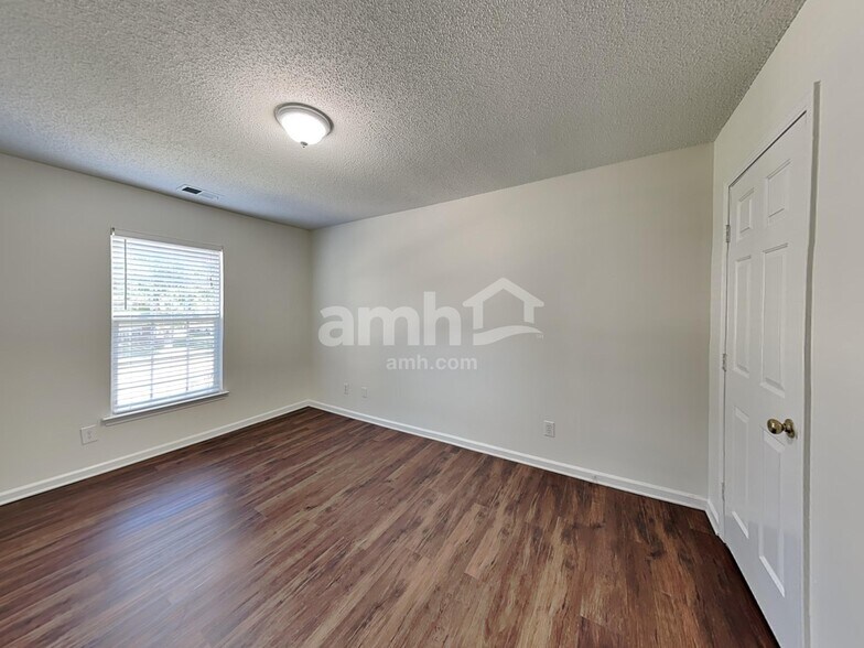 Building Photo - 123 Nahcotta Dr