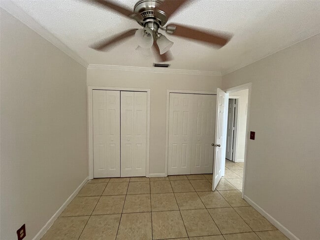 Building Photo - 2420 Johnson St