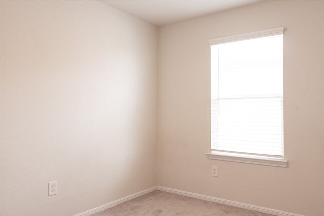 Building Photo - 14511 Sweet Cherry Dr